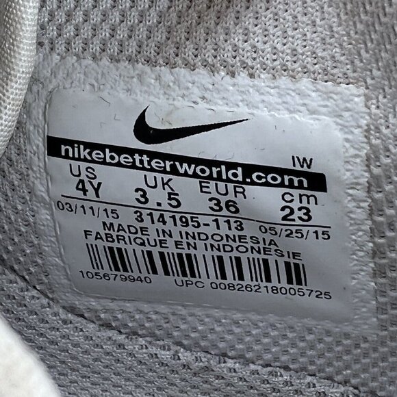 Nike Air Force 1 Mid Af1 Triple White Youth Sneaker Shoes 314195-113 Size 4Y - Picture 12 of 12